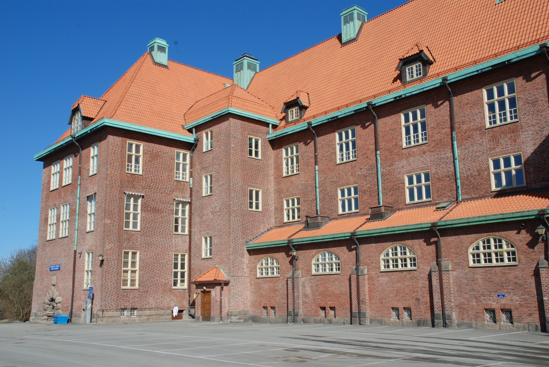Hvitfeldtska gymnasiet .jpeg
