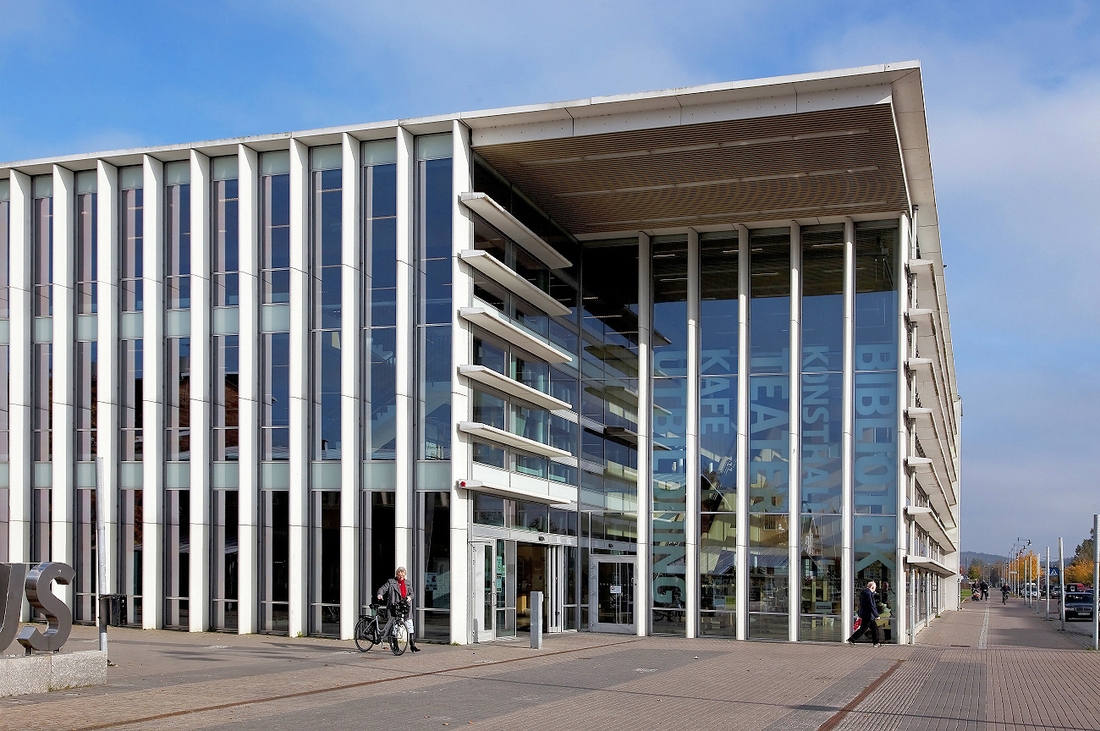 Kungälvs Stadsbibliotek (Mimers hus).jpeg